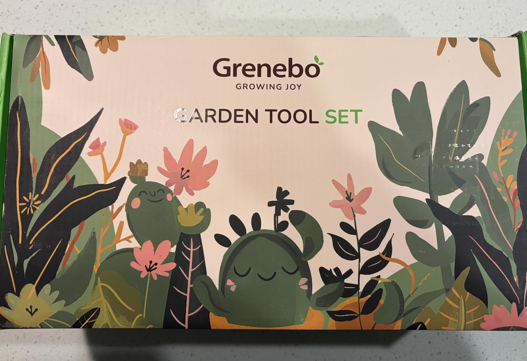 Grenebo Gardening Tools 9-Piece Heavy Duty Garden Hand Tools with Fashion and Durable Garden Tools Organizer Handbag, Rust-Proof Garden Tool Set, Ideal Gardening Gifts for Women customer photo 1