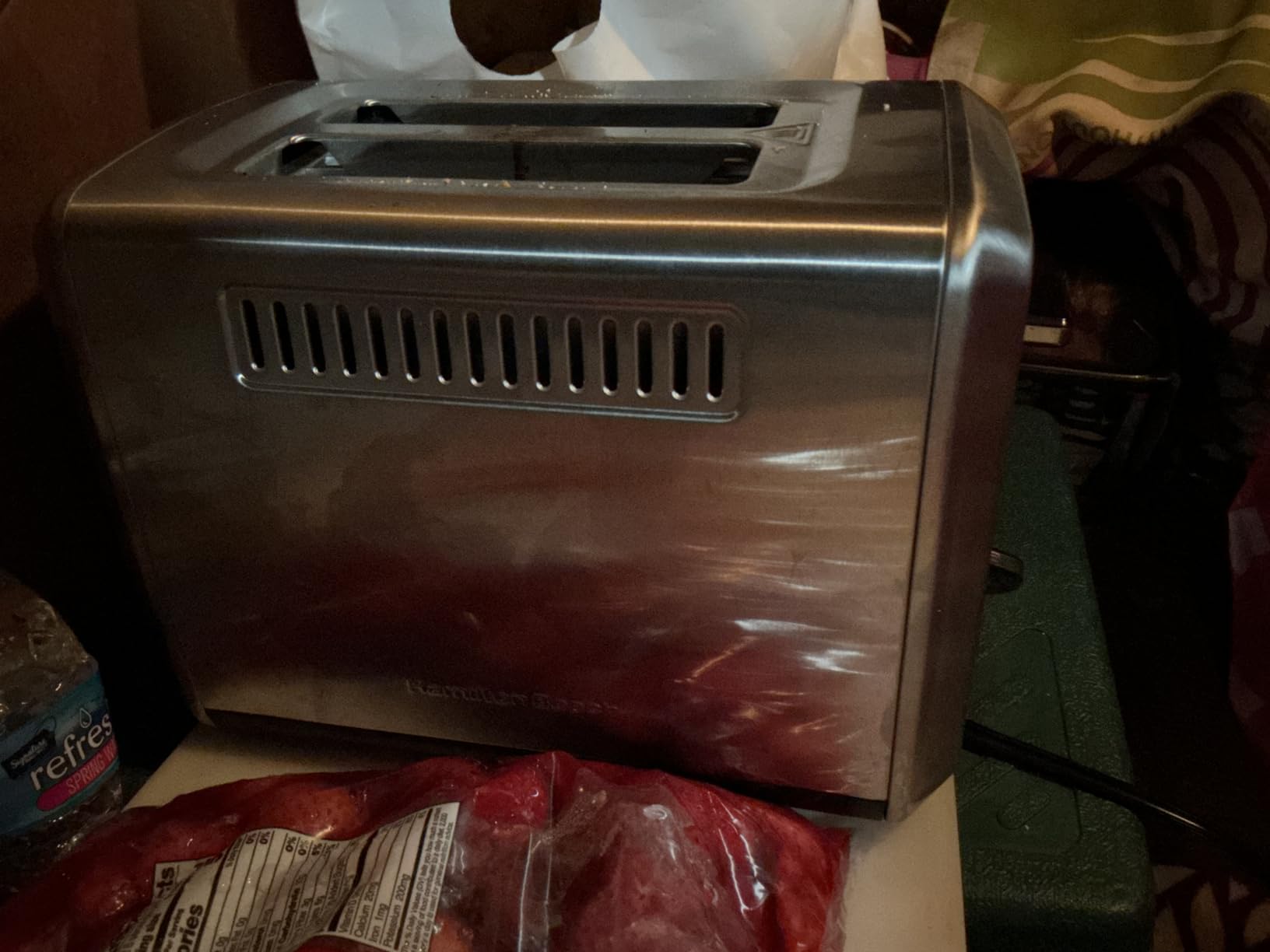 Hamilton Beach 2 Slice Toaster with Extra-Wide Slots, Bagel Setting, Toast Boost, Slide-Out Crumb Tray, Auto-Shutoff & Cancel Button, Defrost Function, Stainless Steel (22794) customer photo 1