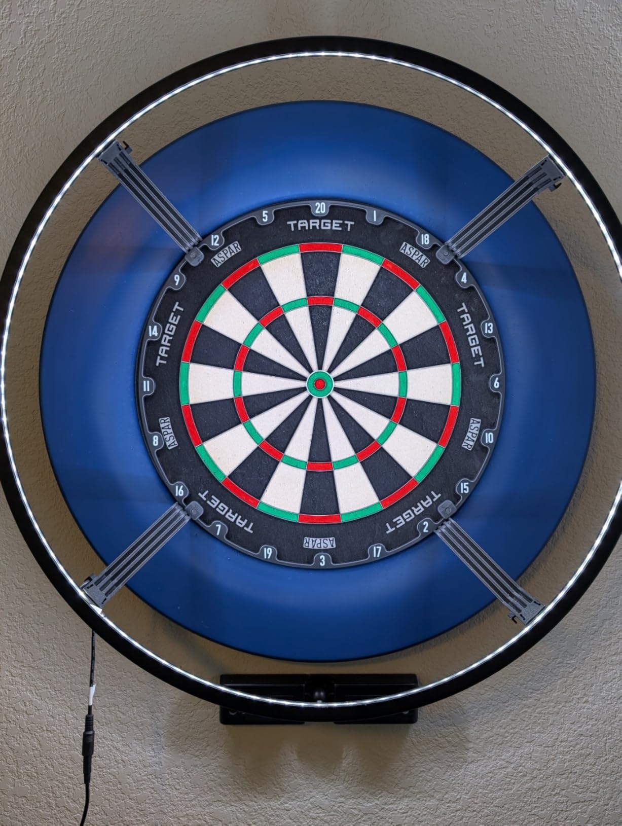 Target Darts Aspar Dart Board | Steel Tip Dartboard with Self Recovering Sisal Bristles & Rotational Score Ring | Thin Wire Regulation Competition Size Dart Board Set | Professional Darts Accessories customer photo 1