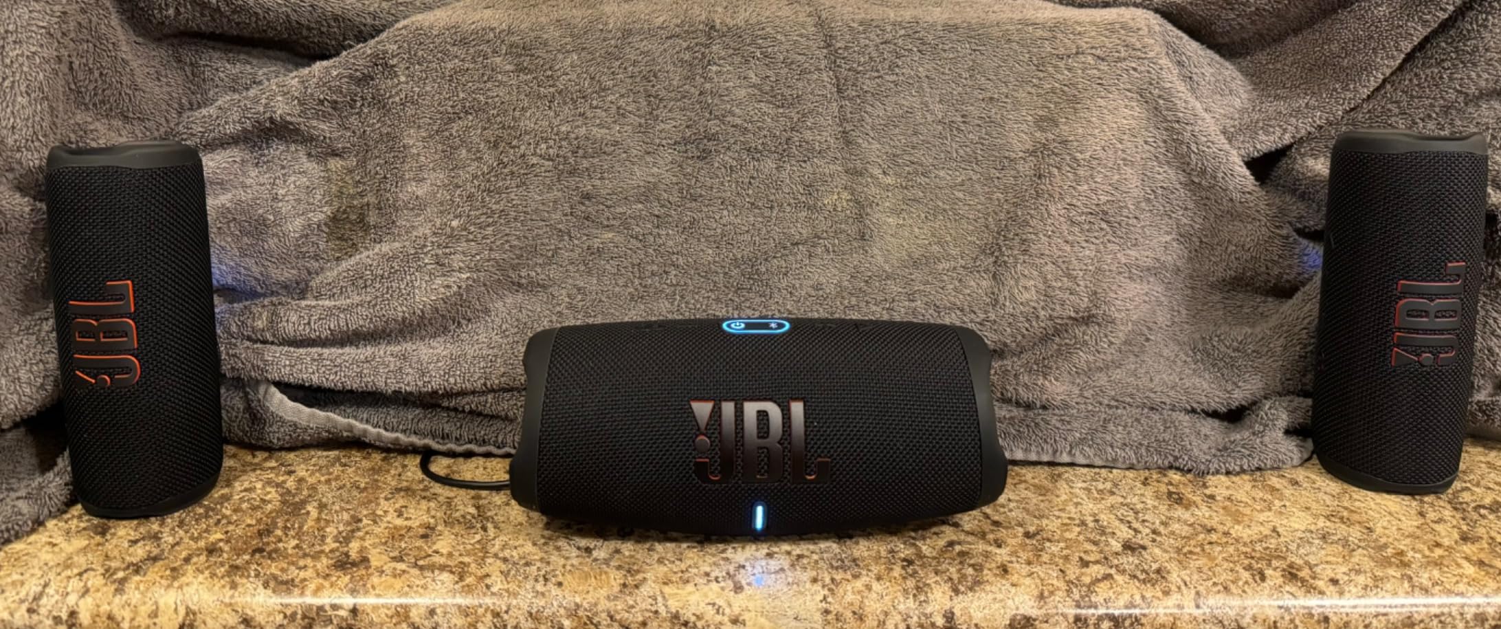 JBL Flip 6 - Portable Bluetooth Speaker, powerful sound and deep bass, IPX7 waterproof, 12 hours of playtime, JBL PartyBoost customer photo 2