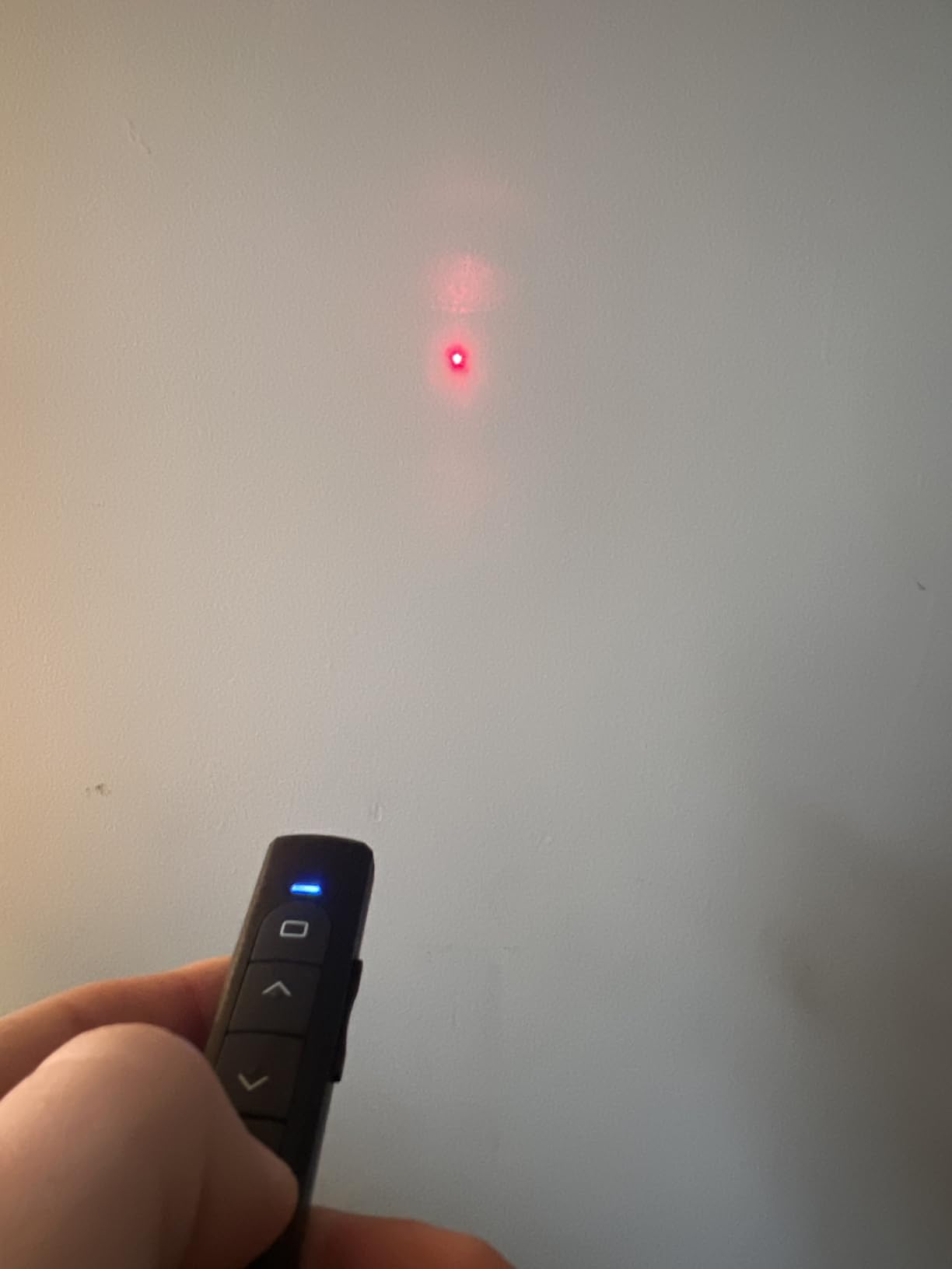 Wireless Presenter Remote, Presentation Clicker with Hyperlink & Volume Remote Control PowerPoint Office Presentation Clicker for Keynote/PPT/Mac/PC/Laptop(Battery Included) customer photo 1