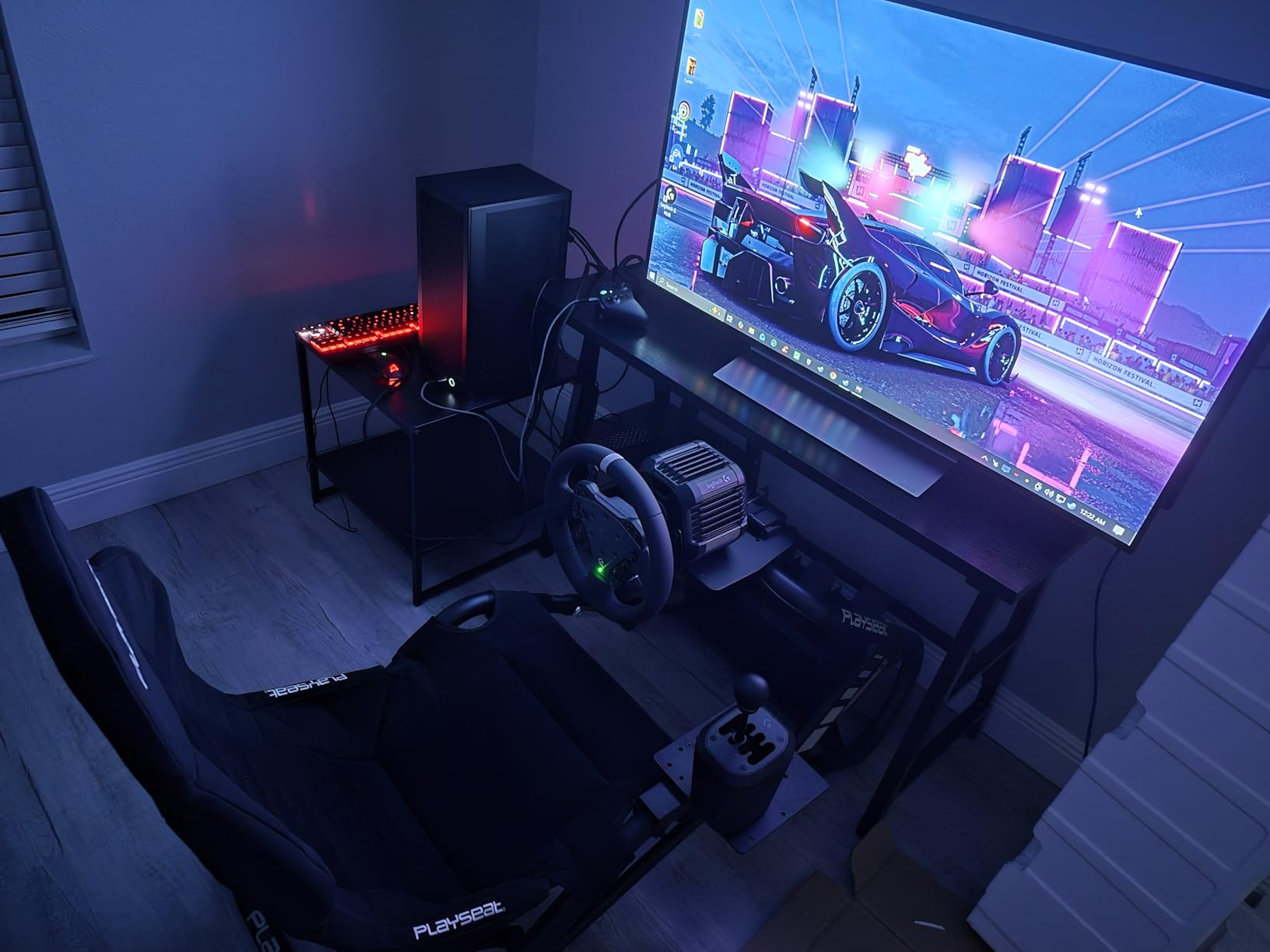 PLAYSEAT Trophy Sim Racing Cockpit | High Performance Racing Simulator Cockpit | Supports Direct Drive | Compatible with All Steering Wheels & Pedals on the Market | Supports PC & Console | Black customer photo 1