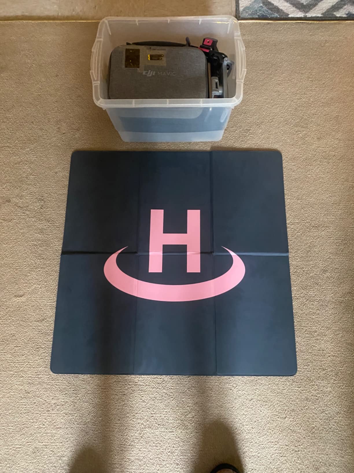VCUTECH Drone Landing Pad - Weighted 25 inch(65cm) for DJI Mini 3 Pro, Mavic 3, Mavic Air 2/2S, DJI Mini 2, FPV Drone, Avata Fly More Kit Accessories (Pink) customer photo 2