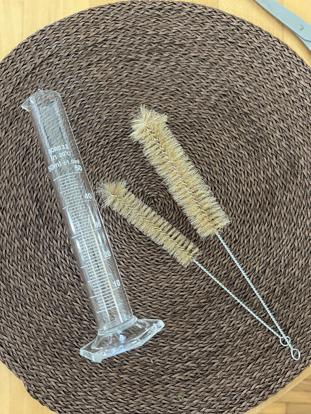 18 Pieces Lab Glassware Set Beaker Flask Cylinder Set Includes 3 Glass Beakers 3 Erlenmeyer Flasks 3 Graduated Measuring Cylinders with Droppers Brushes and Glass Stirring Rod for Lab Experiment customer photo 2
