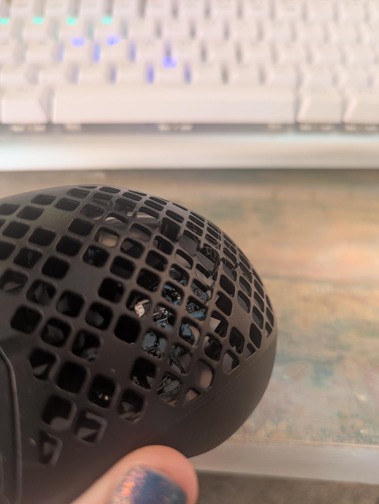 SteelSeries Aerox 3 - Holey RGB Gaming Mouse - Ultra-lightweight Water Resistant Design - 8,500 DPI TrueMove Core Optical Sensor - Onyx customer photo 2