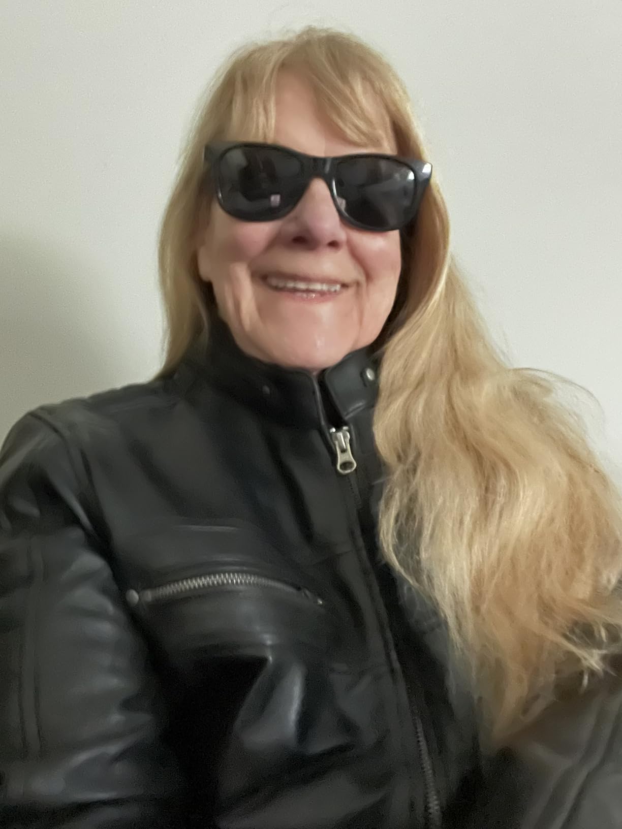 Blingsoul Cafe Racer Leather Jacket Womens - Real Lambskin Leather Jackets for Women customer photo 1