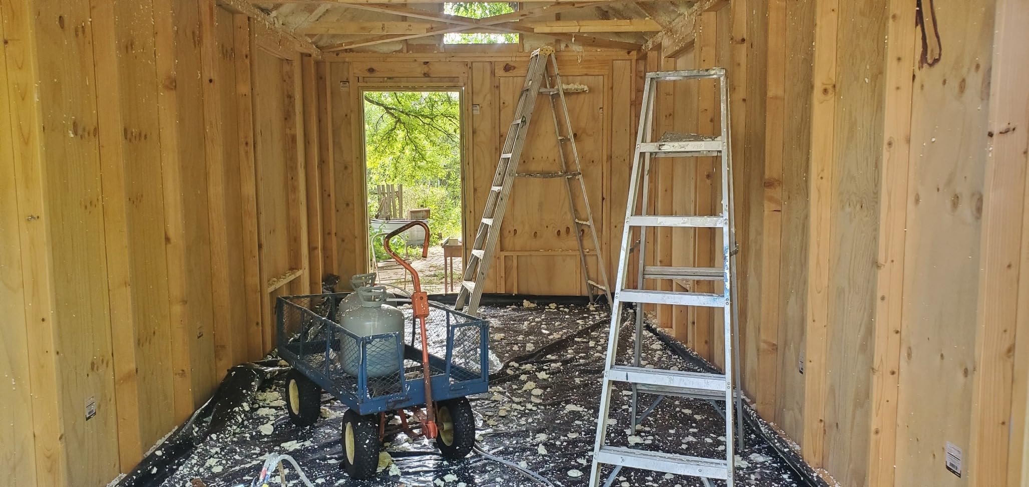 Vega Bond Spray Foam Insulation Kit V600 - Closed Cell Spray Foams for DIY Project, Airtight Sealant, Foam Insulation, Covers up to 600 Sq ft, Easy Application for Large Projects 2 Part Kit Off Yellow customer photo 2