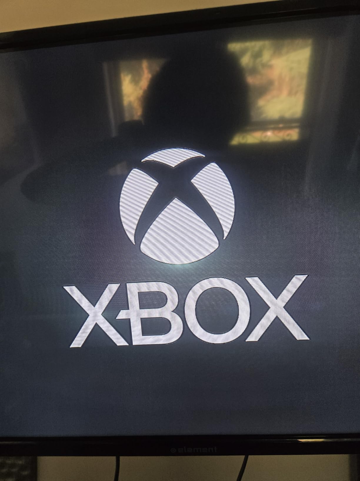 Xbox Series X 1TB Gaming Console + Wireless Controller customer photo 2