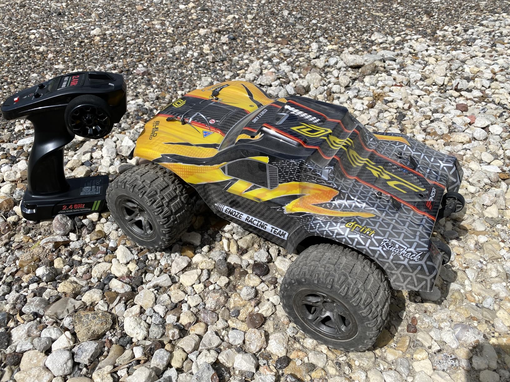 DEERC 9201E 1:10 RC Truck for Adults & Boys, 48 KPH 4WD Short Course RC Car with LED Lights, Functional Spare Tire, Metal Dog Bone, 2 Batteries, 40 Min, Hobby Grade All Terrain Remote Control Truck customer photo 2