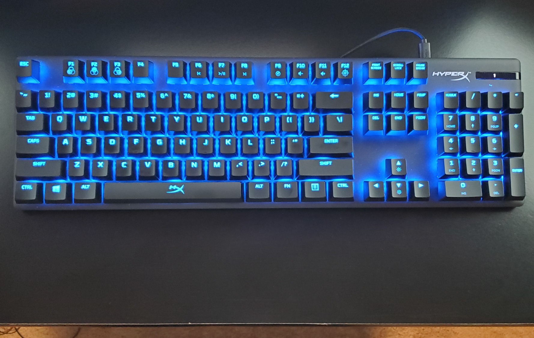 HyperX Alloy Origins 65 - Mechanical Gaming Keyboard - Compact 65% Form Factor - Linear Red Switch - Double Shot PBT Keycaps - RGB LED Backlit - NGENUITY Software Compatible, Black customer photo 2