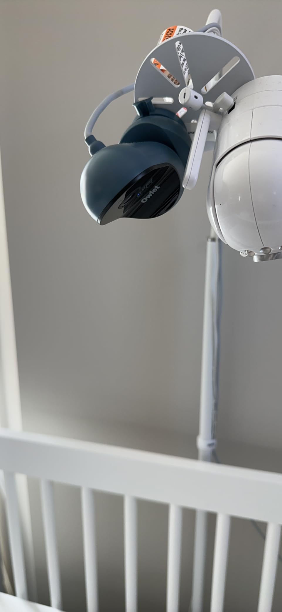 Owlet Cam 2 - Smart Baby Monitor Camera - Stream Secure HD Video and Audio with Night Vision, 4X Zoom, Wide Angle View and Sound, Motion and Cry Notifications - Bedtime Blue customer photo 1