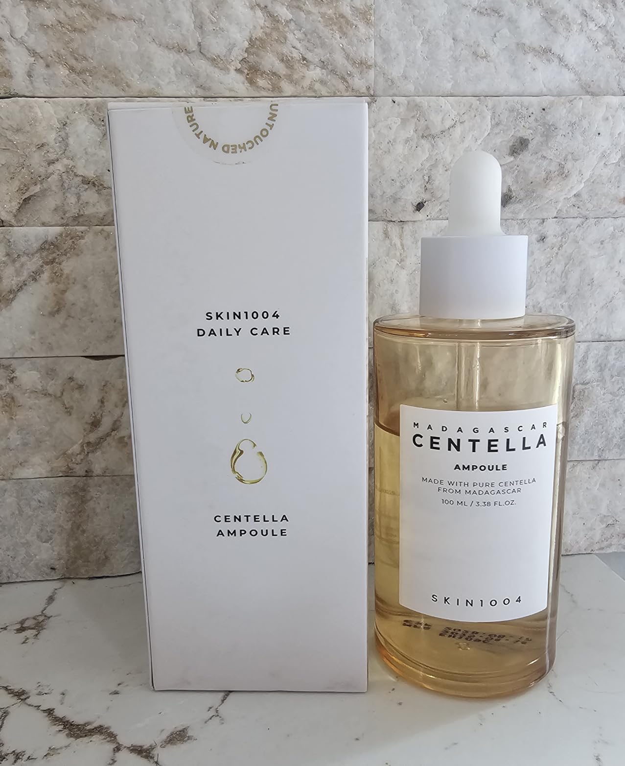 SKIN1004 Tone Balancing Capsule Ampoule, Niacinamide & Centella Serum for Face, Korean Hydrating Facial Serum for Uneven Skin Tone with Tranexamic Acid, Korean Skin Care, 3.38 fl.oz / 100ml customer photo 1