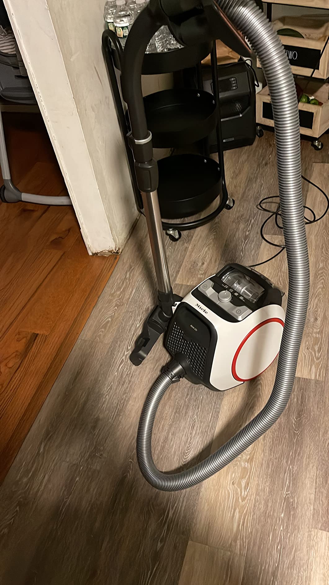 Miele Boost CX1 PowerLine SNRF0 Bagless Canister Vacuum Cleaner in Lotus White, Compact customer photo 1