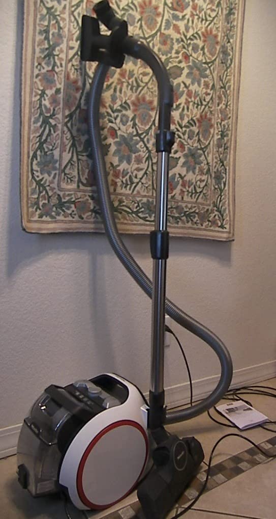 Miele Boost CX1 PowerLine SNRF0 Bagless Canister Vacuum Cleaner in Lotus White, Compact customer photo 2