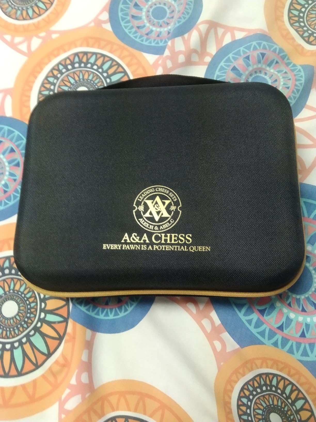 A&A Tournament Chess Set / 20