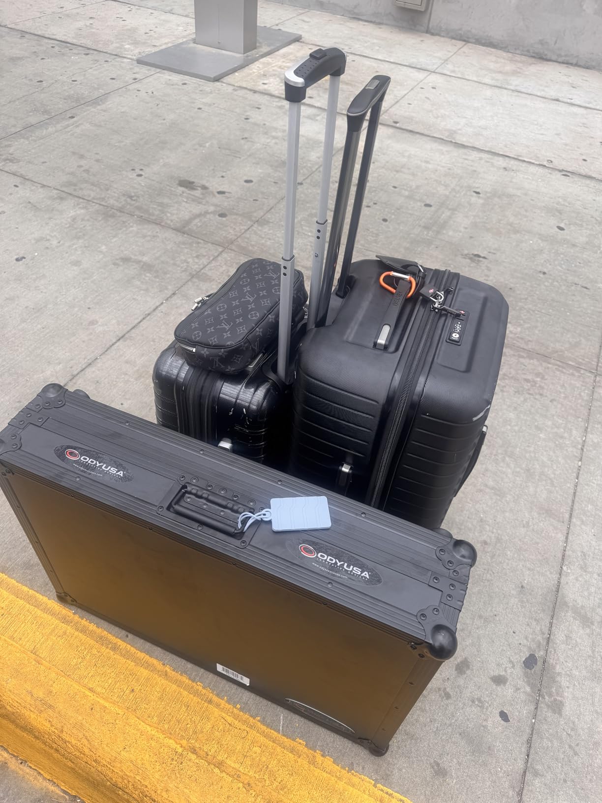 Odyssey 810318 Compatible with Pioneer XDJ-RX3, Industrial Board Flight Case customer photo 2