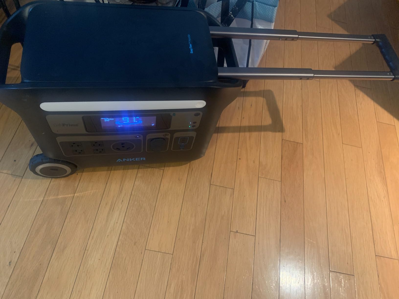 Anker SOLIX F2000 Portable Power Station, PowerHouse 767, 2400W Solar Generator, GaNPrime Battery Generators for Home Use, LiFePO4 Power Station for Outdoor Camping, and RVs customer photo 2