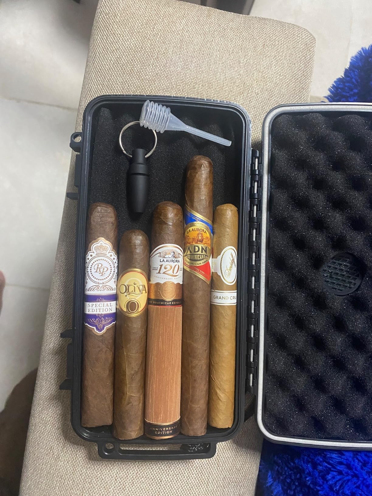 Travel Humidor Box With Cigar Accessories - Spanish Cedar, Humidifier, Cutter, Stand, Punch - Holds 4-5 Cigars - Waterproof, Crushproof, Airtight Seal customer photo 1