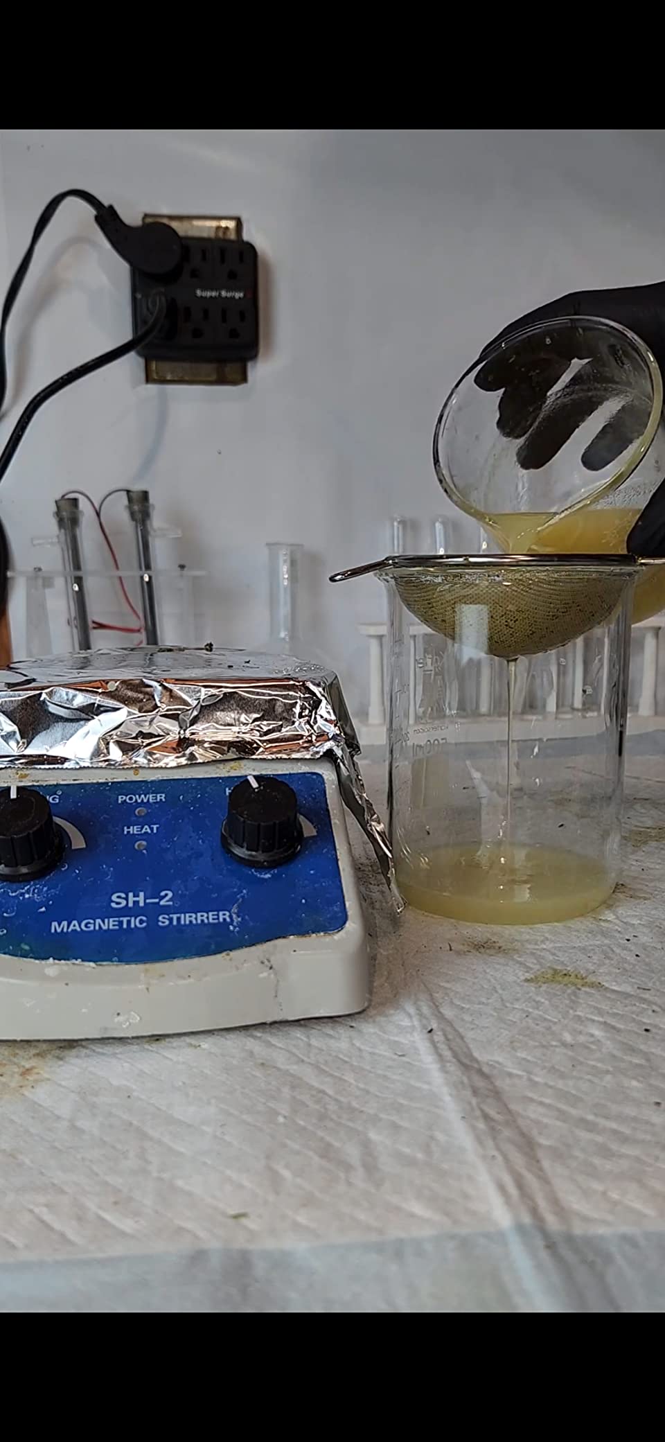 Slendor Magnetic Stirrer SH-2 Hot Plate Mixer Max 520°F Lab Hotplate Stirrer 2000 RPM Stir Plate with Thermometer, Stir Bar and Support Stand customer photo 1