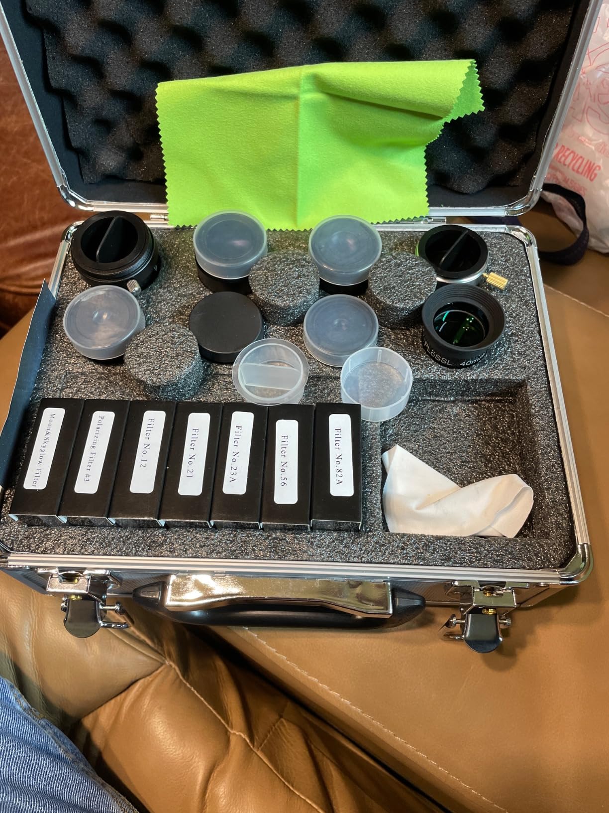 Celticbird Astronomical Telescope Accessory Kit - with 3pcs Plossl Eyepieces Set, 4pcs Filter Set, a 2X Barlow Lens customer photo 2