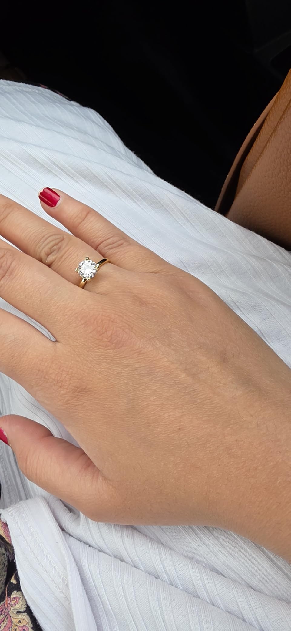 PAVOI 18K Sterling Silver Gold Round Cut Solitare 1.5 CT Moissanite Engagement Rings for Women - Moissanite Wedding Band for Women - Stone Promise Rings customer photo 1