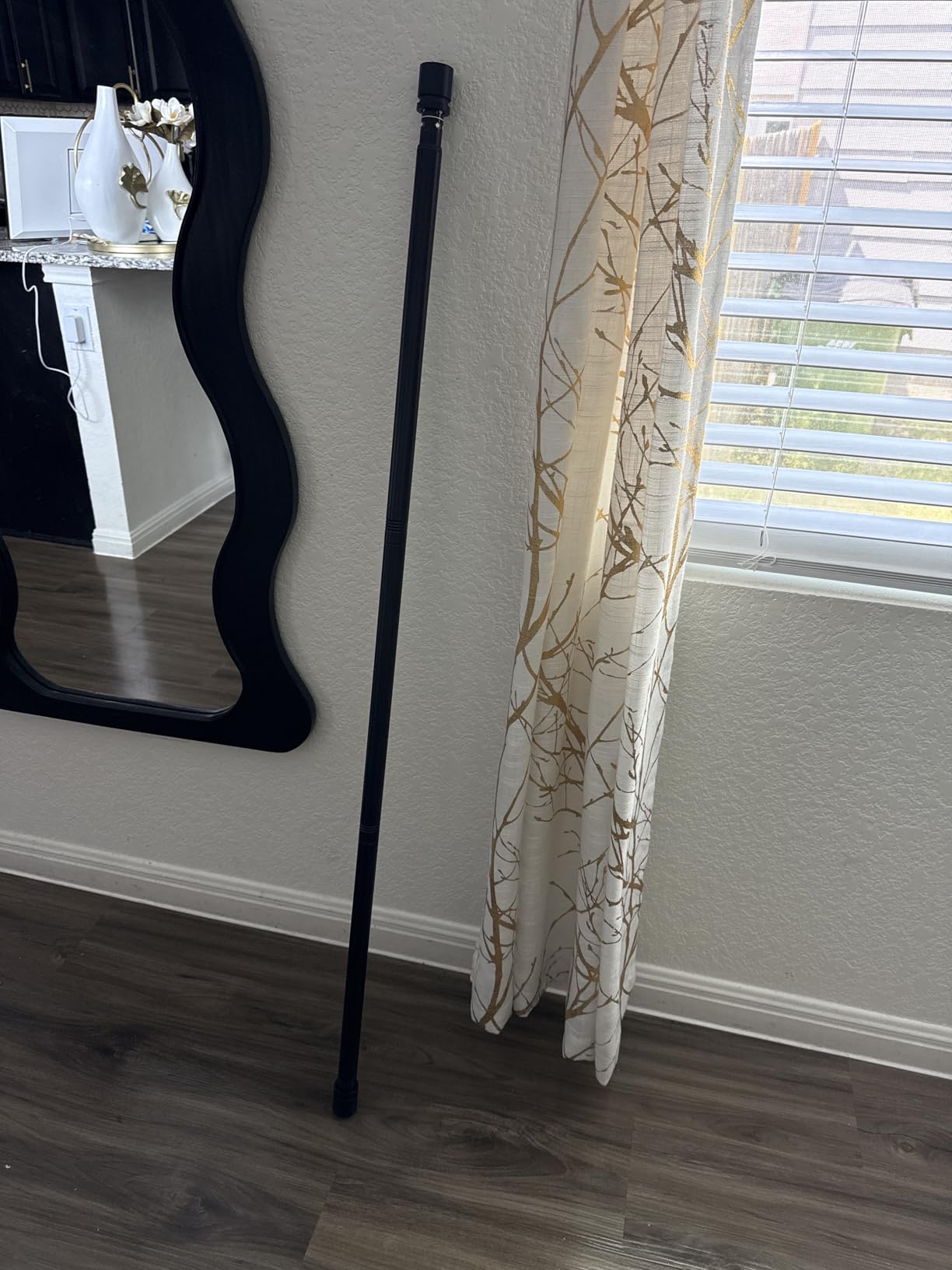 Byondeth Curtain Rods for Windows 16 to 144 Inches Adjustable Length 1 Inch Diameter Window Curtain Rod with Aluminium Finials, Black customer photo 2