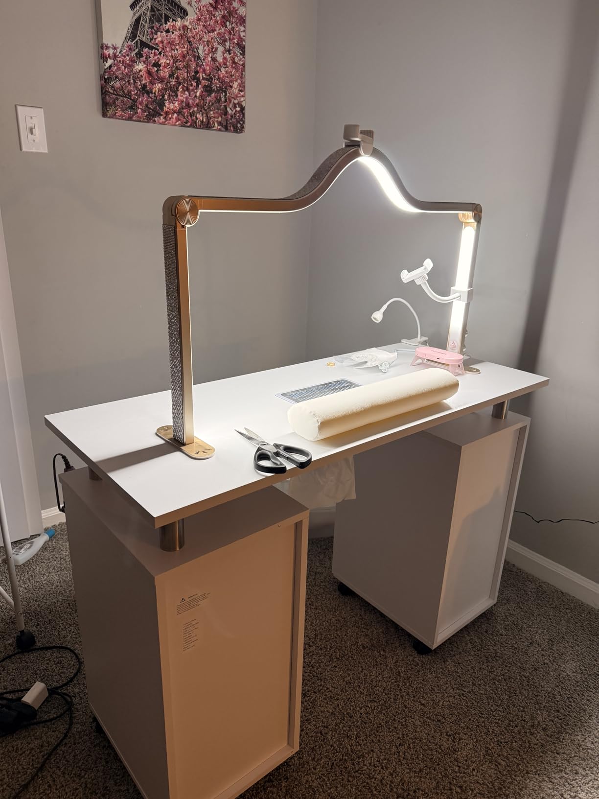OmySalon Manicure Table Nail Desk for Nail Tech, Nail Table Beauty Salon Station w/Electric Dust Collector Acetone Resistant w/Lockable Wheel, Arm Rest customer photo 1