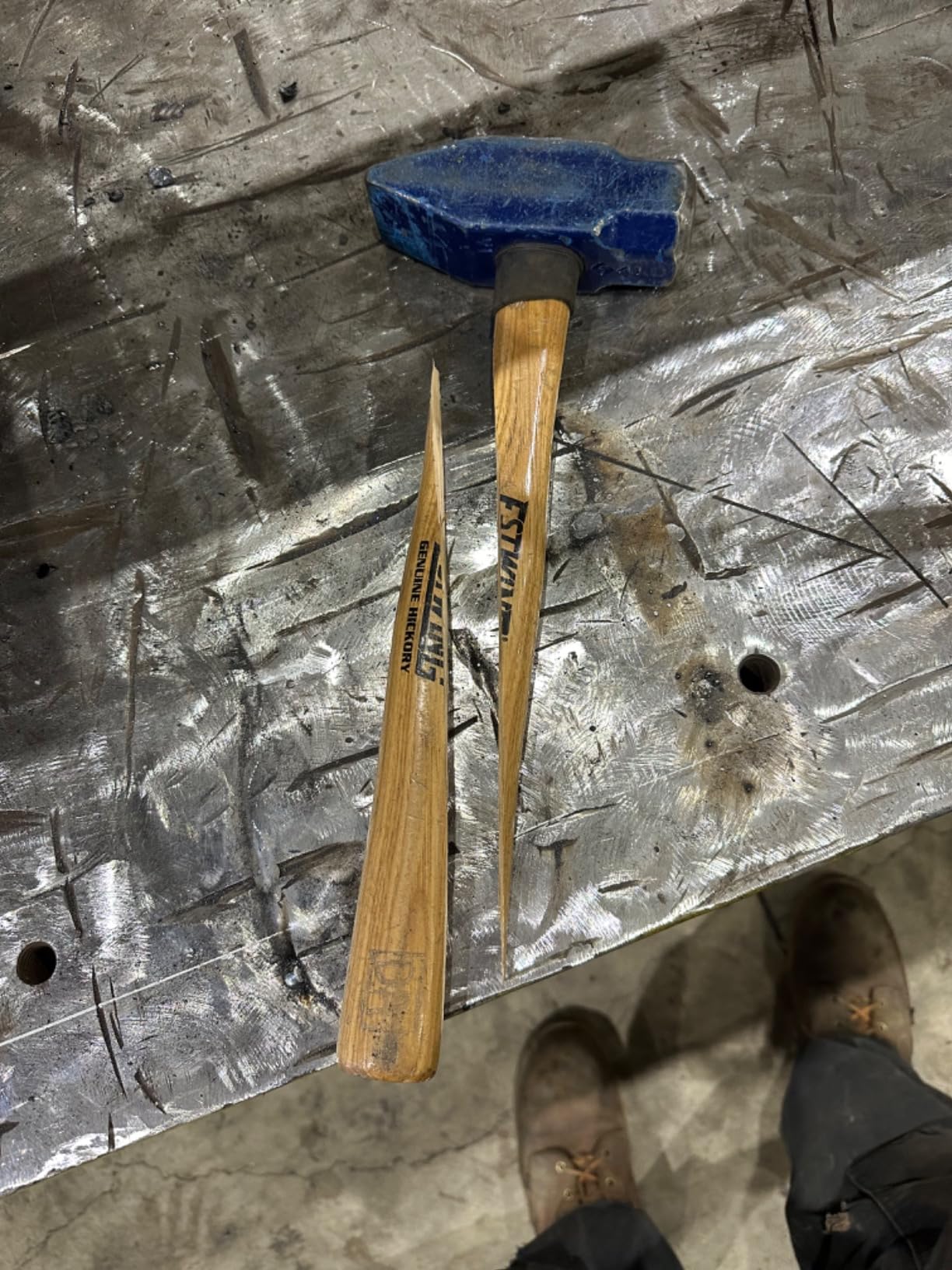 Estwing 4 lb Blacksmith Hammer with 14-Inch Hickory Wood Handle, Fully Forged Induction Hardened Head, Cross Peen End customer photo 2