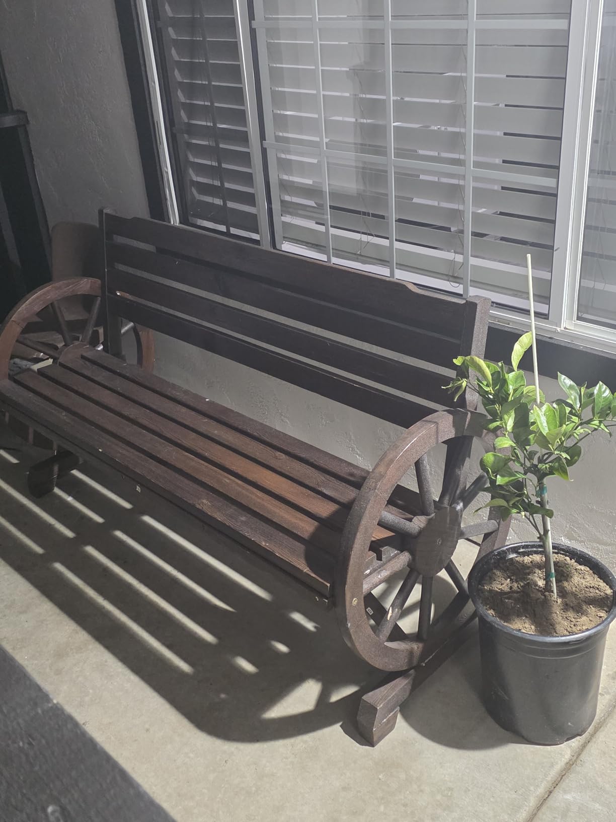 VINGLI Rustic Wooden Wheel Bench Outdoor Bench, Patio Bench Wagon Slatted Seat, Garden Benches for Outdoors 350lbs High Capacity, Weather Resistance (Rustic, 55in) customer photo 1