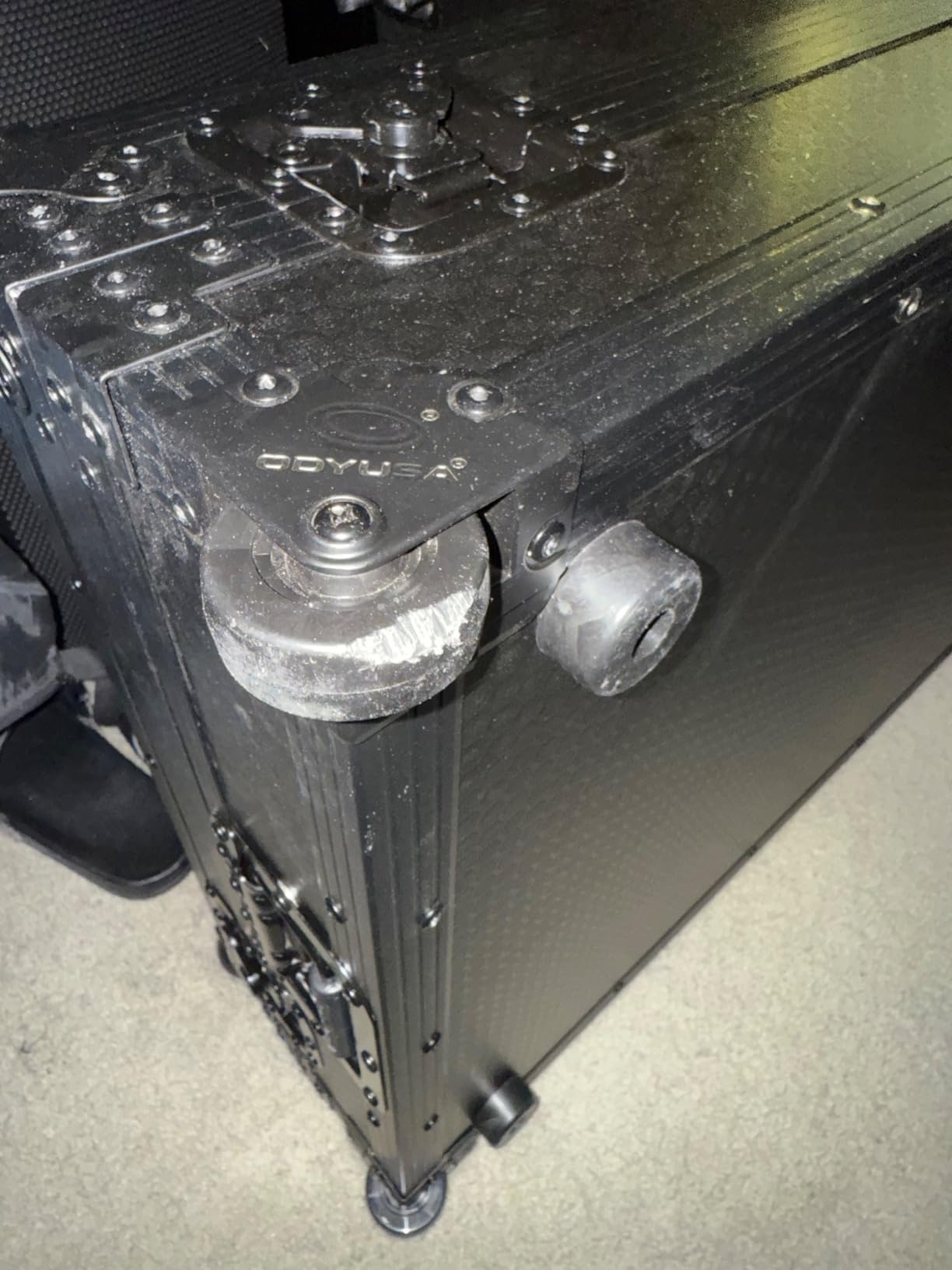 Odyssey Cases Industrial Board Flight Case with Glide Style Laptop Platform for the Pioneer DDJ-REV7 customer photo 2