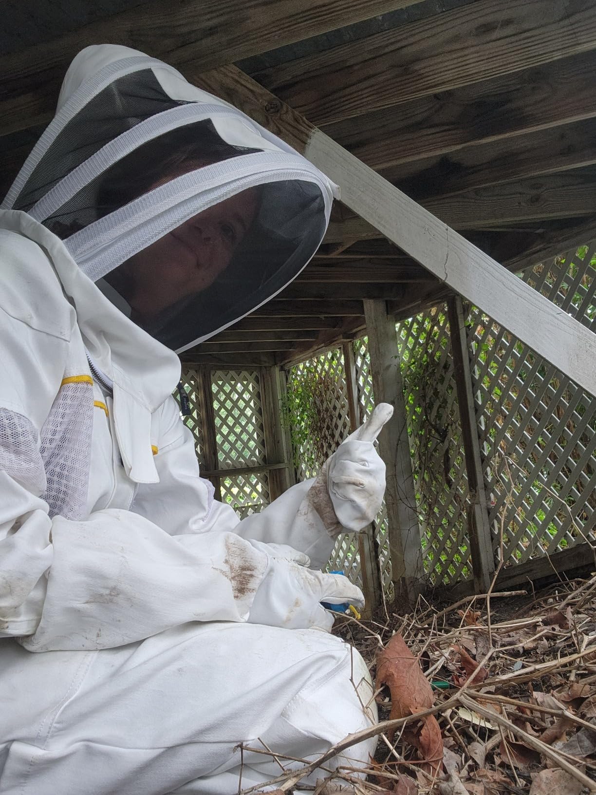 Ultra-Ventilated Polycotton Beekeeping Suit for Men & Women with Gloves & Two Beekeeping Veils - Professional & Beginner Apiarist Suit customer photo 2