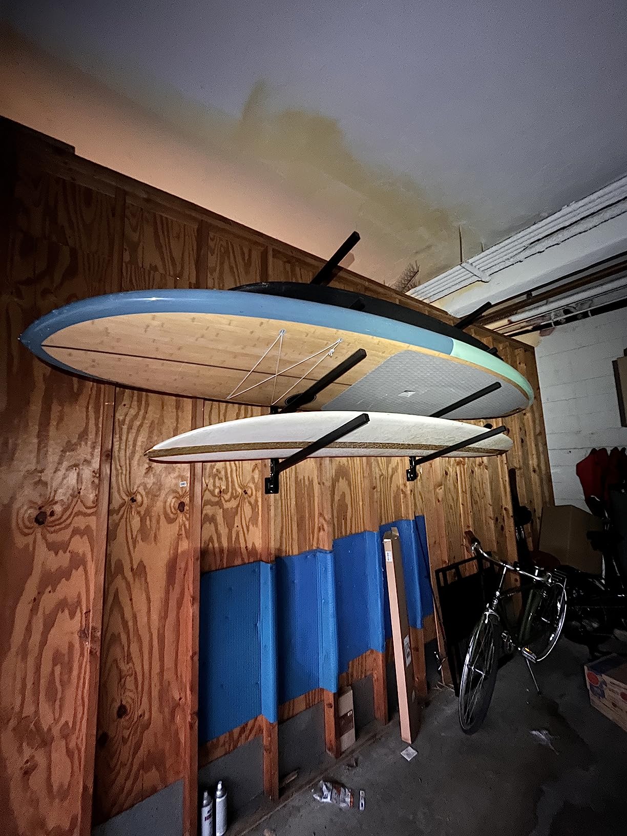 StoreYourBoard Adjustable Surfboard Storage Rack, 4 Board Wall Mount Display, Black customer photo 2