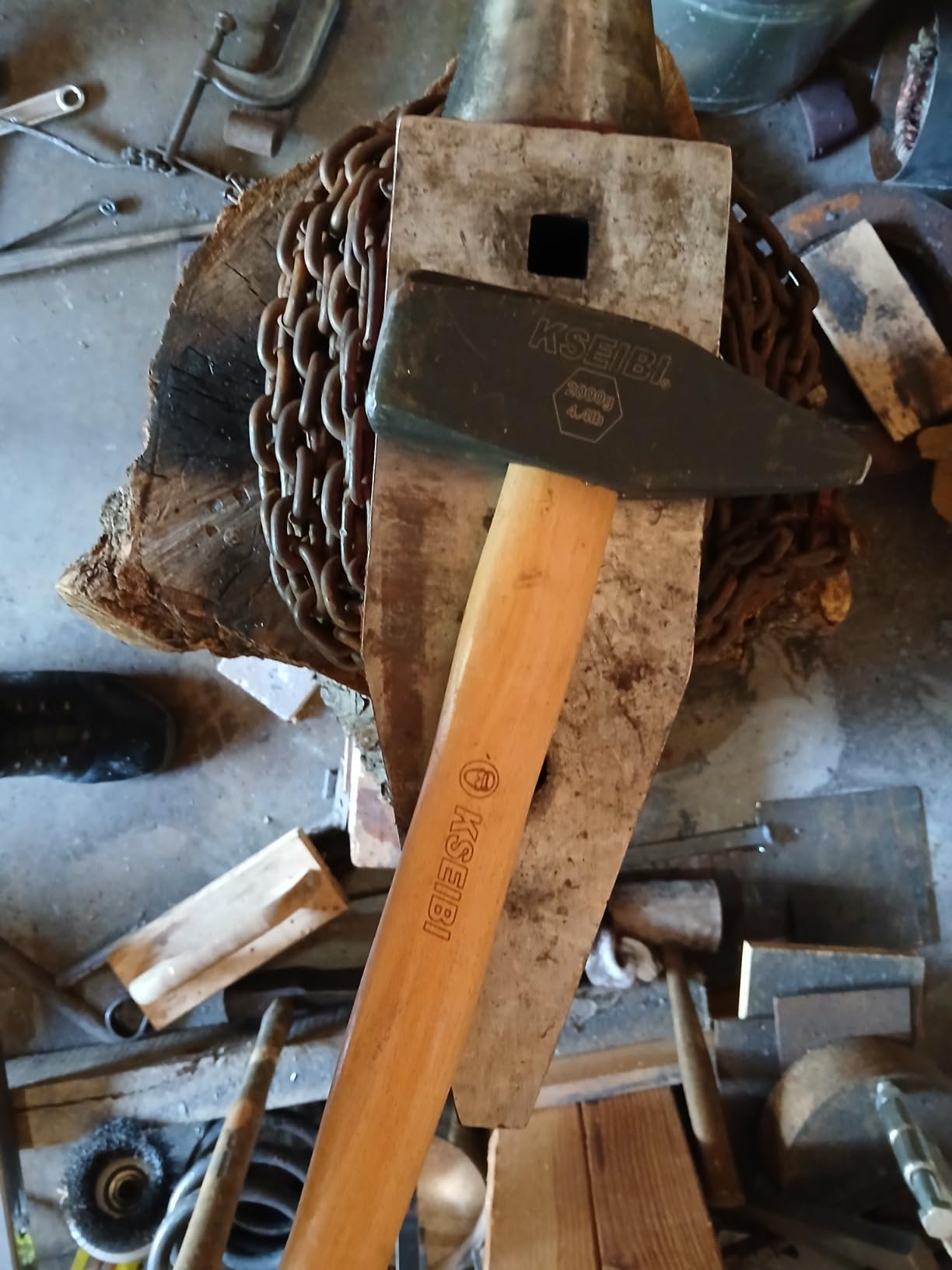 KSEIBI 271150 Machinist Engineers Hammer, Forged Steel Cross Peen Sheet Metal Hammer, Blacksmith Forging Tools (Wooden Handle, 4.40 lb / 2000 grams) customer photo 1
