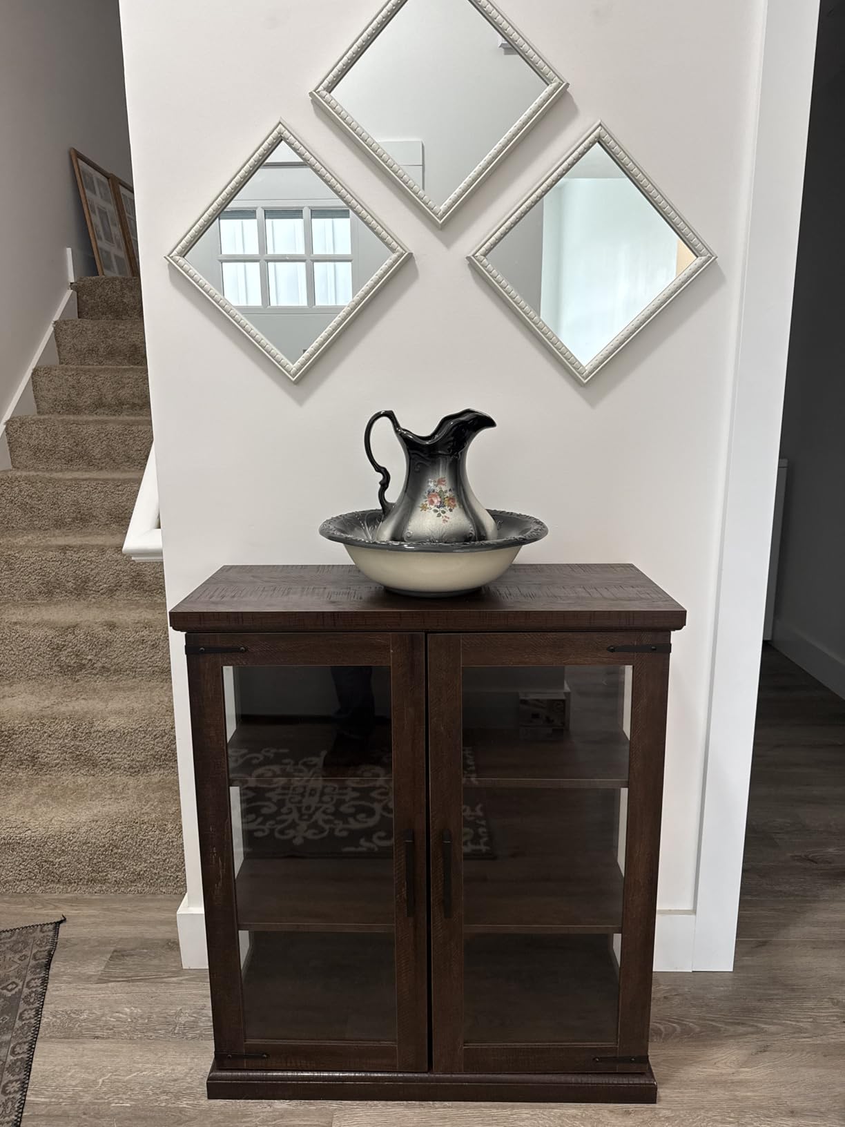 BELLEZE Glass Display Cabinet, Tall Curio Cabinet with Tempered Glass Doors for Living Room, Trophy Display Case - Avalon (Gray Wash) customer photo 1