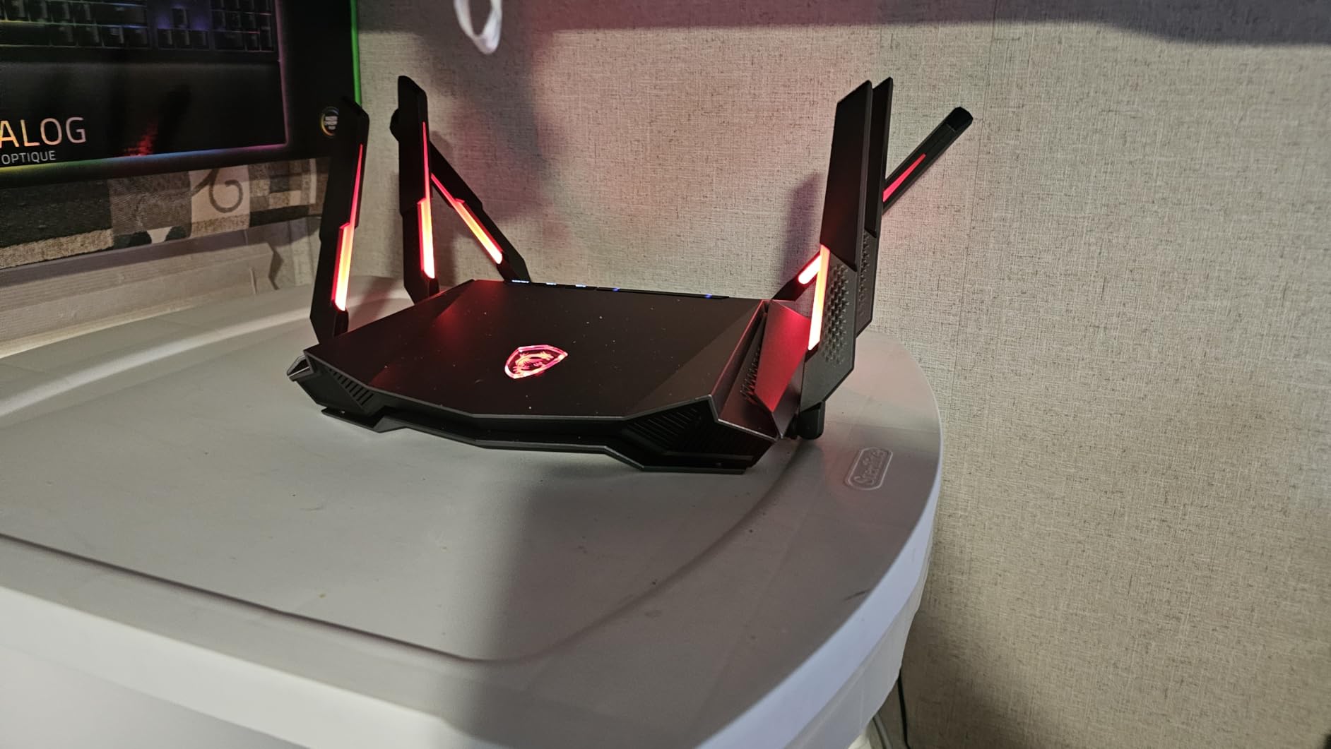 MSI Radix AXE6600 WiFi 6E Tri-Band Gaming Router, AI QoS, RGB, 1.8GHz Quad-Core Processor, MU-MIMO, Tri Band Gigabit Wireless, 8-Stream, High Speed Long Range Gaming Router customer photo 2