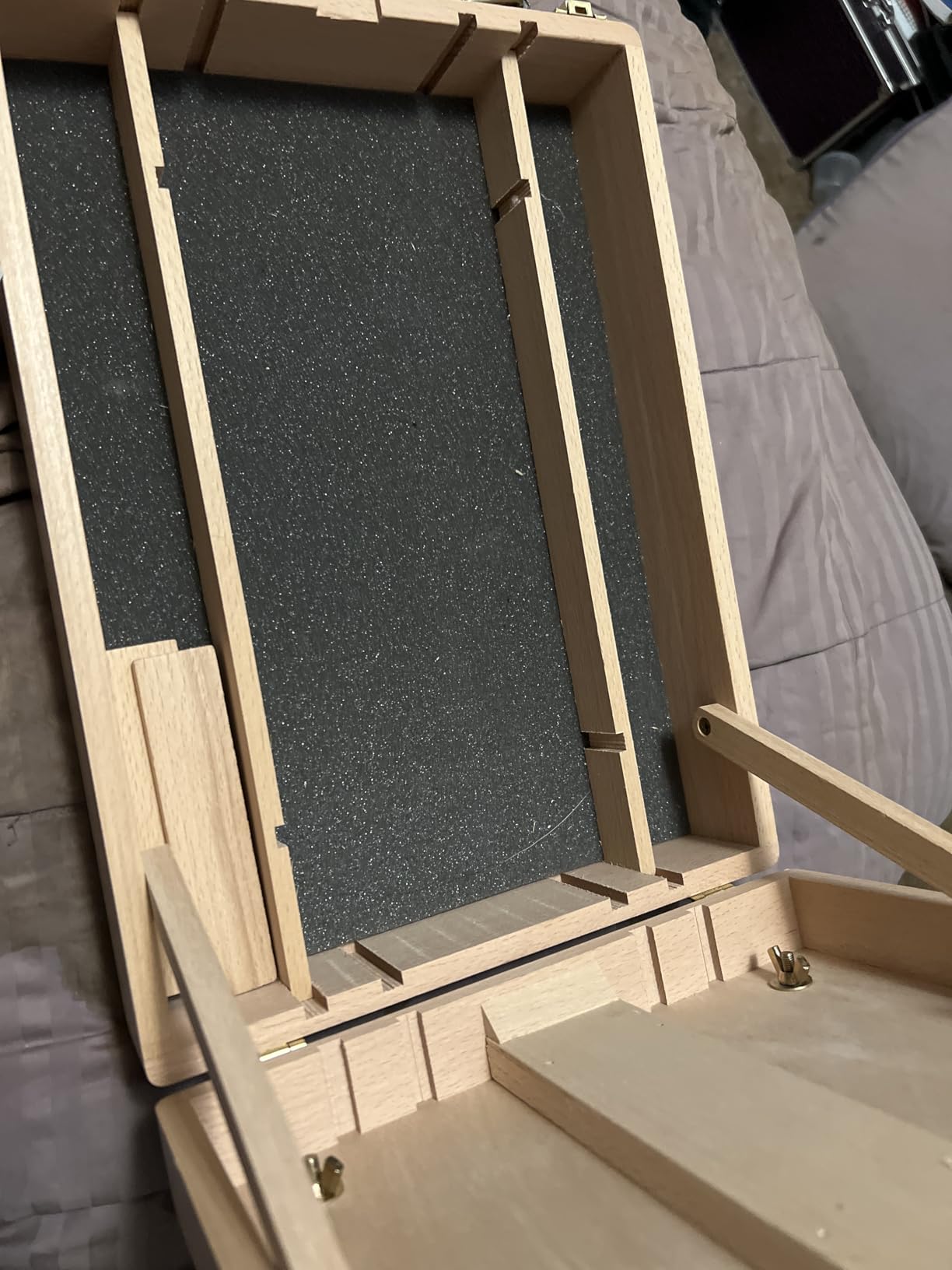 Falling in Art Wooden Tabletop Easel, Beech Wood Sketchbox Desktop Easel for Painting, Portable Art Drawing Easel for Beginners and Professionals customer photo 1