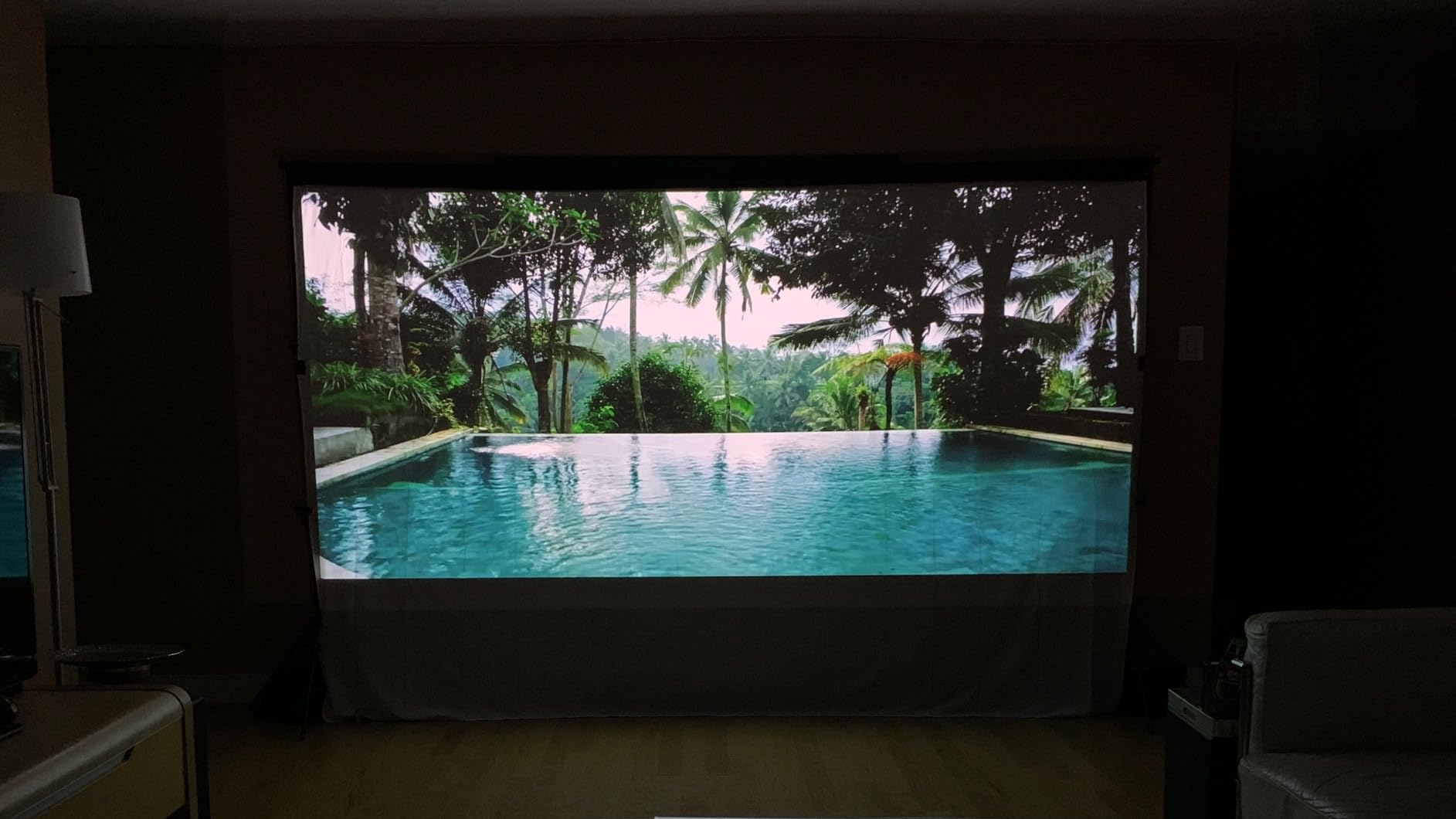Anker Nebula Mars 3 Outdoor Portable Projector, 1000 ANSI Lumens, AI-Powered Image, Built-In Battery with 5 Hour Playtime, Android TV, 200 Inch Home Theater customer photo 1
