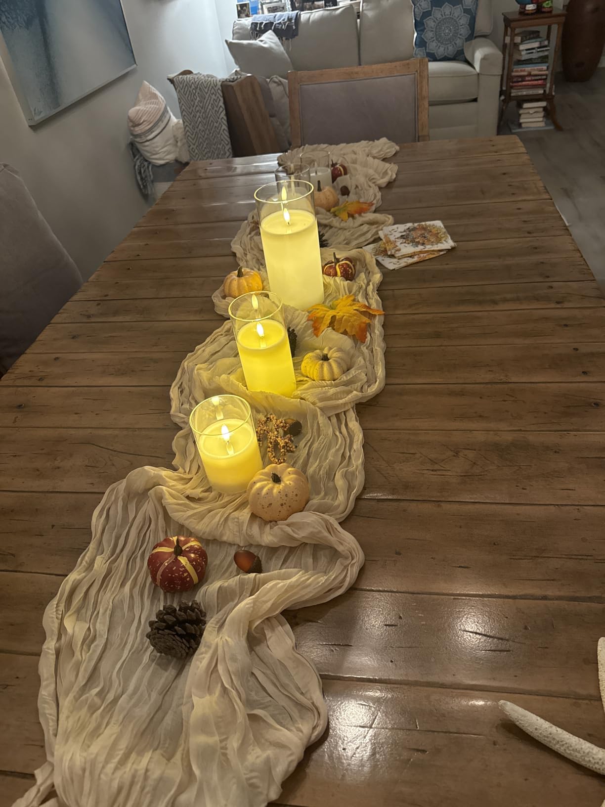 Artgar Pumpkin Decor Set, 23 PCS Fall Harvest Decorations Including Mini Pumpkins, Acorns, Pinecones, Berries, Maple Leaves for Home Table Wedding DIY Fall Halloween Thanksgiving Decor customer photo 2