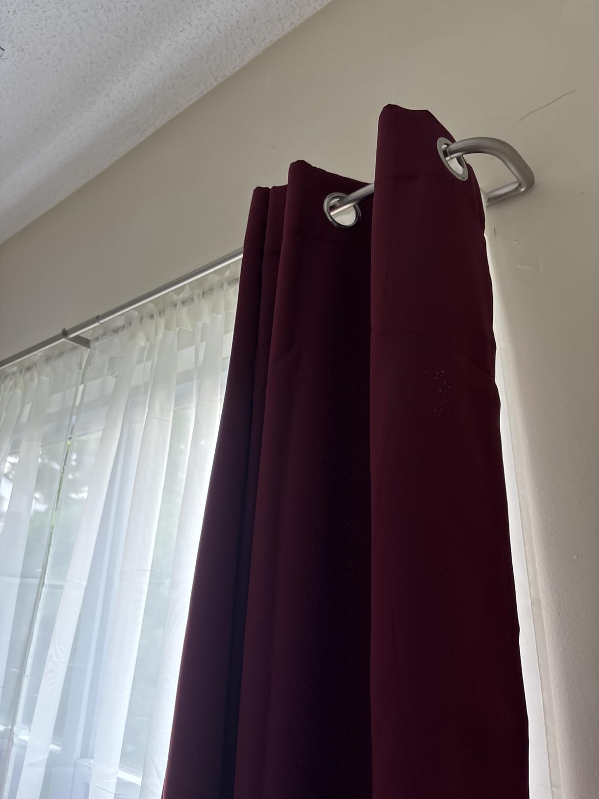 Umbra Twilight Double Curtain Rod Set - Wrap Around Design Ideal for Blackout or Room Darkening Panels, 66 to 144 Inches, Black customer photo 2