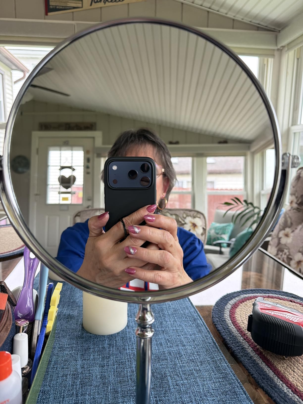 MIYADIVA 20X Magnifying Makeup Mirror, Double Sided 1X & 20X Magnifying Mirror with Stand, Tabletop Magnified Vanity Mirror with 360°Rotation for Bathroom or Bedroom 7.8 Inch customer photo 2