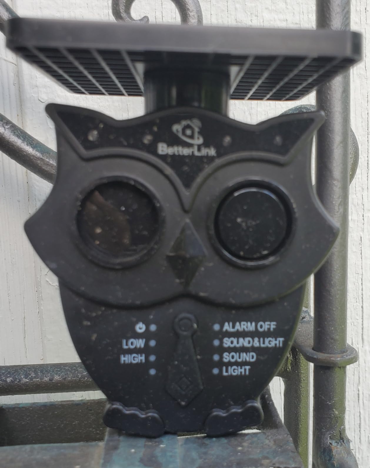 1/2 Mile Long Range Solar Wireless Driveway Alarm System IP65 Weatherproof Outdoor Motion Detectors&Sensor 120dB Siren Sound Light Security Alert System Monitor&Protect Outdoor/Indoor Property(1R1S) customer photo 1