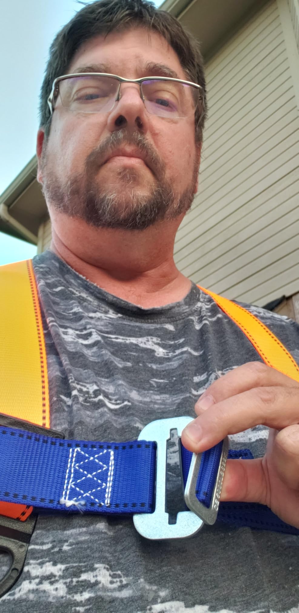 TT TRSMIMA Safety Harness Fall Protection Kit: Full Body Roofing harnesses with Shock Absorbing Lanyard - Updated Comfortable Waist Pad customer photo 1
