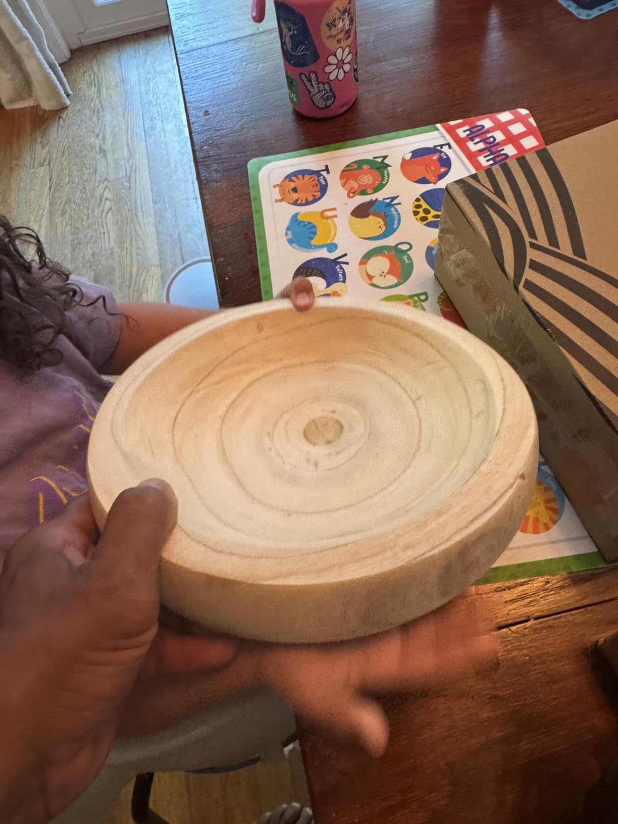 BOLTCORRSE Wooden Decorative Bowl - Hand Carved Natural Wood Fruit Bowl, Rustic Farmhouse Dough Bowl Decor, Wooden Serving Bowl for Coffee Table, Entryway Key Bowl or Kitchen Centerpiece customer photo 2