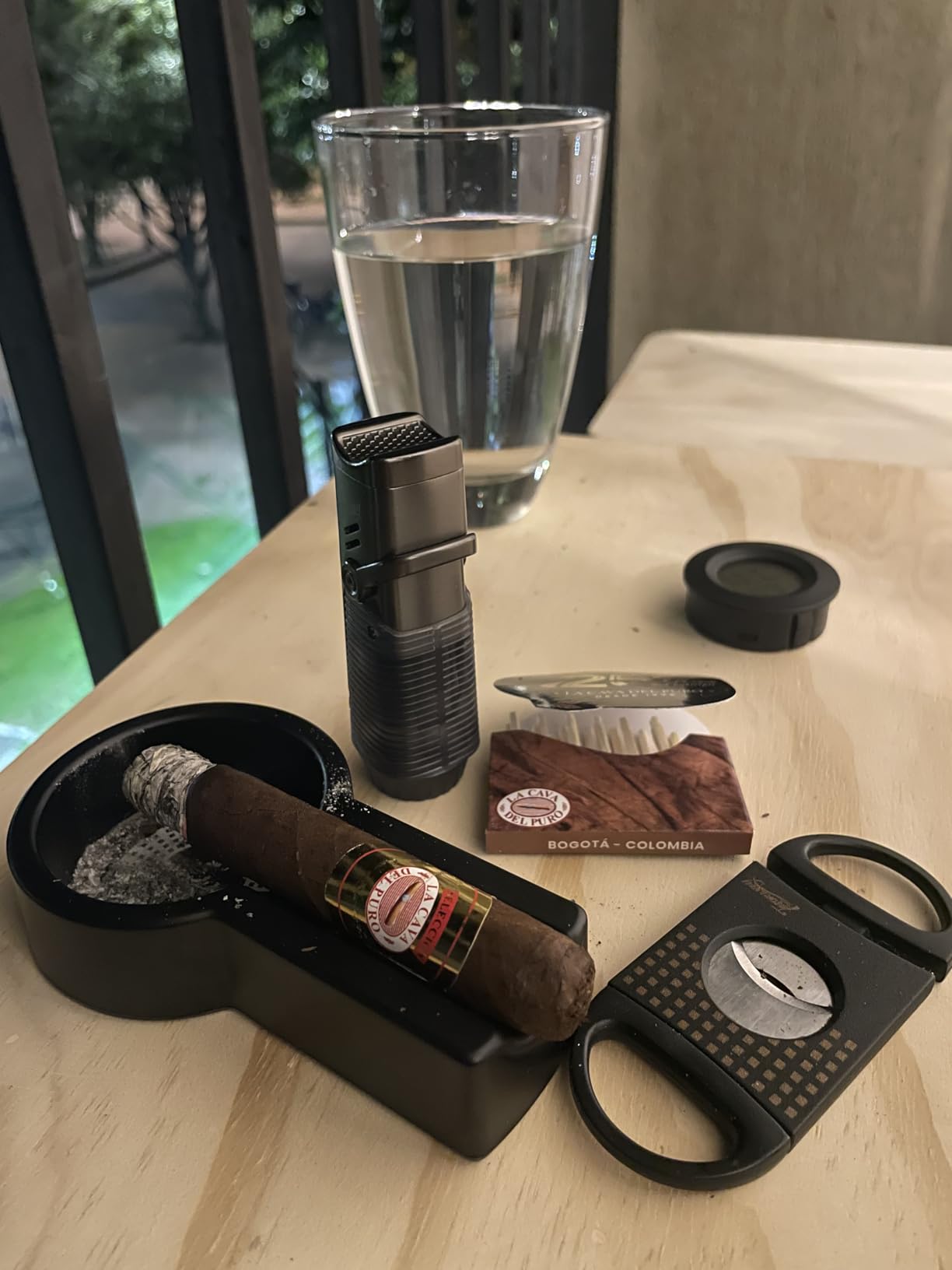 Tesonway Cigar Lighter, Windproof Refillable Butane Torch Lighter, Multifunction Cigar Accessories Butane Lighter with Cigar Holder, Cigar Draw Enhancer and Cigar Punch, Butane Not Included customer photo 1