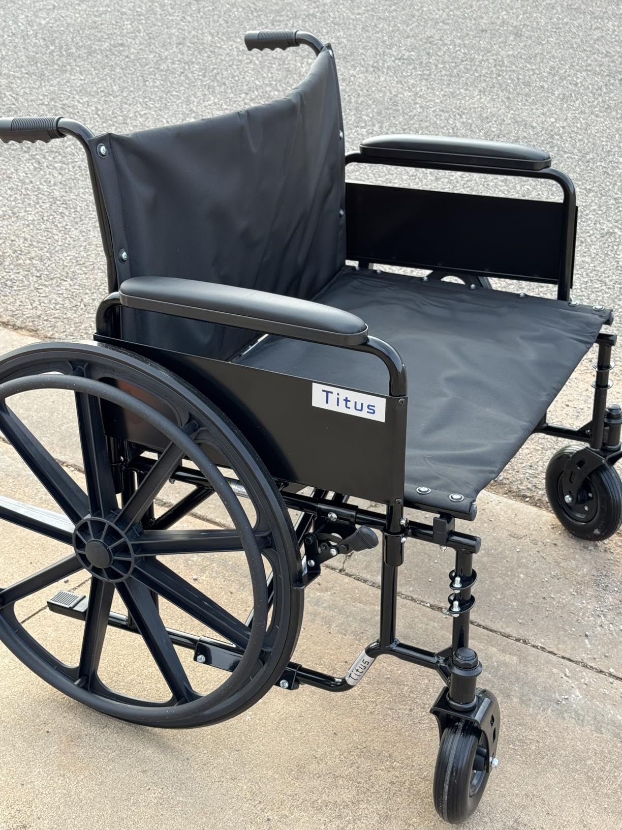 Heavy Duty Bariatric Wheelchair for Adults - Removable Desk Arms and Elevated Leg Rests - 22