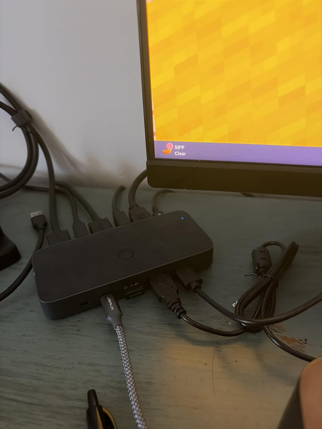 UGREEN HDMI KVM Switch 1 Monitor 2 Computers, Aluminum with 4 USB 3.0 Ports 4K@60Hz KVM Switches for 2 Computers Sharing One Monitor Keyboard Mouse Printer with 2 HDMI Cables, 2 USB Cables, Controller customer photo 1