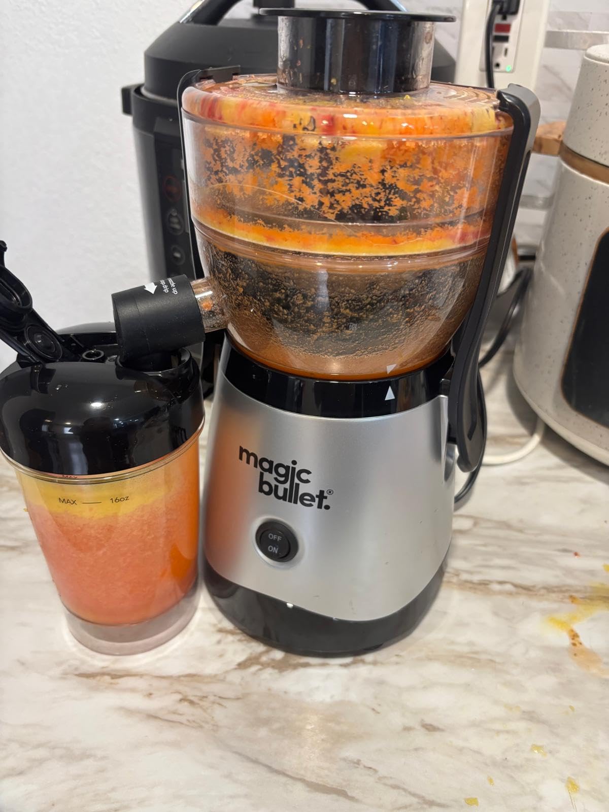 Mini Juicer, Countertop Space-Saving, 2