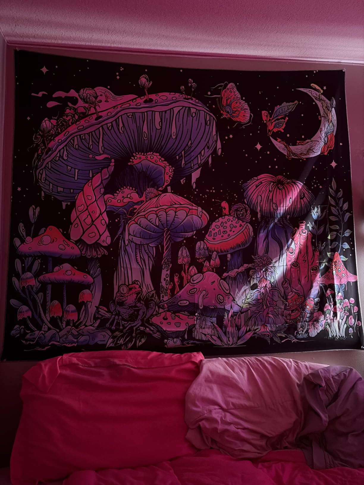 TUGCAY Blacklight Mushroom Tapestry, Glow In The Dark Tapestry Black Light Plant Fantasy UV Reactive Mushroom Butterfly Moon Tapestries Posters Wall Hanging for Bedroom Dorm Decor(50