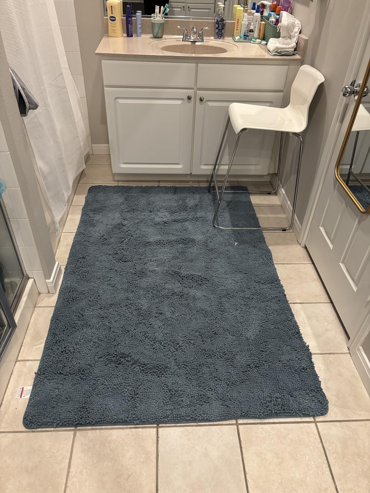 OLANLY Bathroom Rugs 30x20, Extra Soft Absorbent Chenille Bath Rugs, Rubber Backing Quick Dry, Machine Washable Bath Mats for Bathroom Floor, Tub and Shower, Home Decor Accessories, Grey customer photo 1