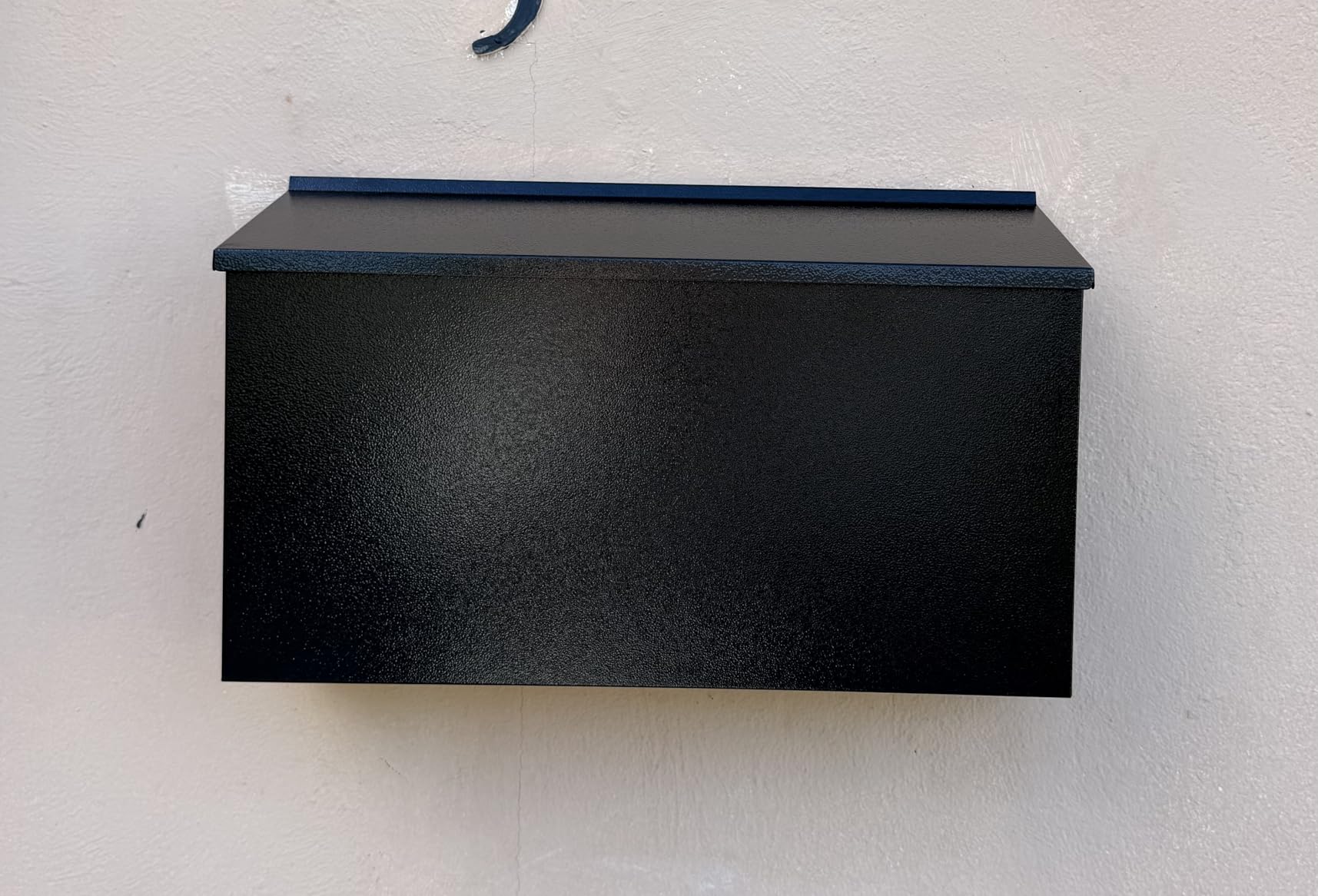 KYODOLED Locking Wall Mount Mailboxes for Outside, Large Capacity Mail Box for House with Key Lock, Security Drop Box, Metal Post Box for Home, Office Decorative, 15.7 * 9.9 * 4.9in customer photo 2